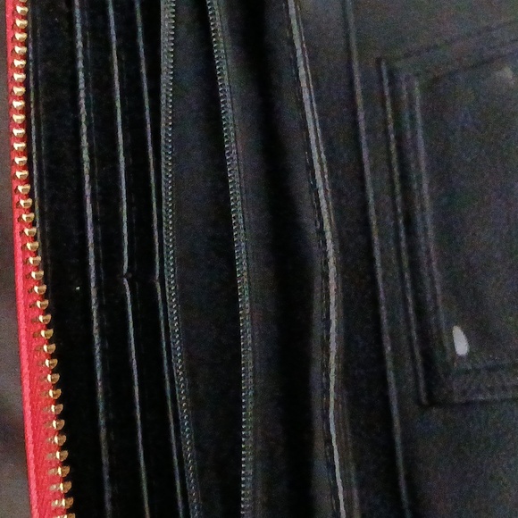 Betsey Johnson Red and Gold Bow Wristlet Wallet with Removable Strap - Picture 10 of 12